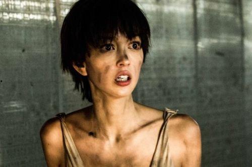 郑丹丹演员个人资料,影视圈的多面才女，从荧幕到舞台的璀璨星途